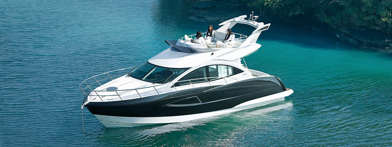 YAMAHA EXULT 36 Sport Saloon写真