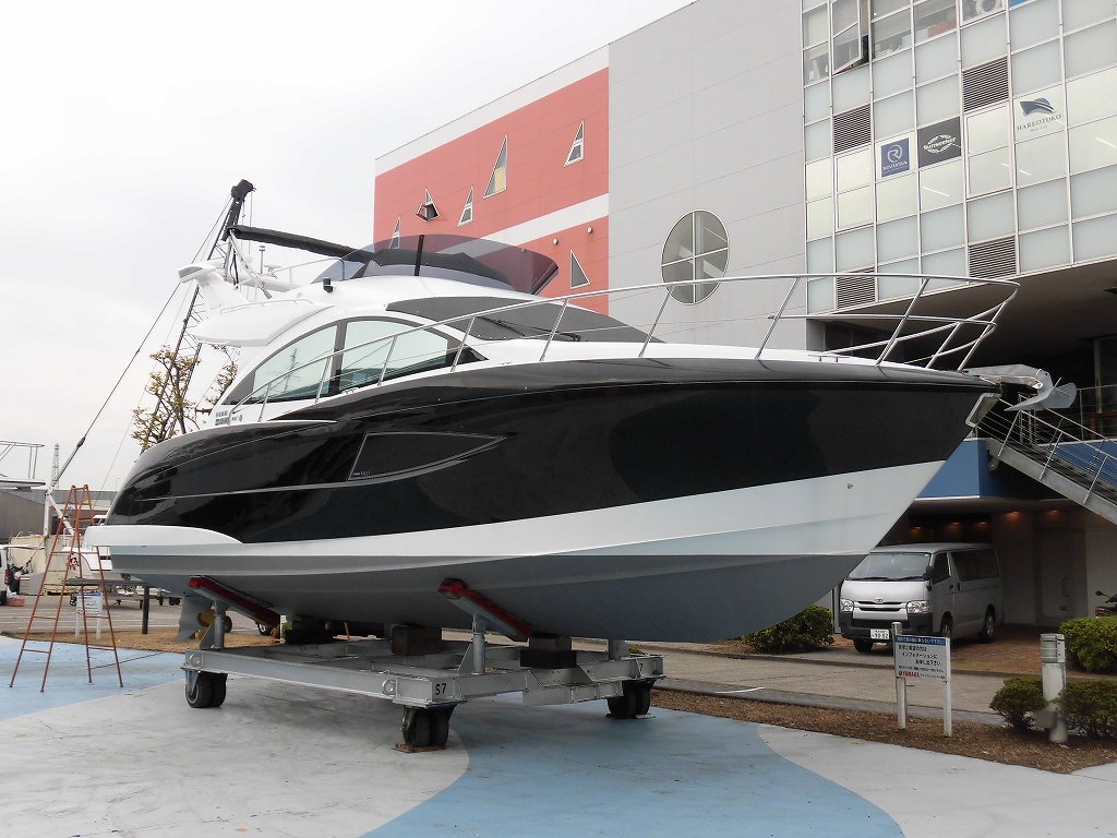 EXULT 36 Sport Saloon画像