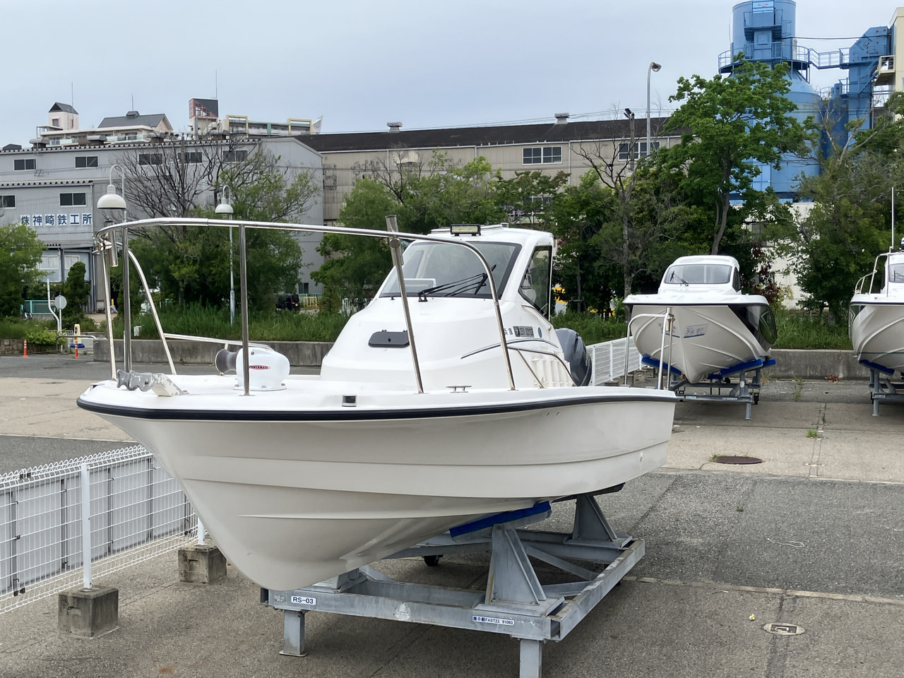 <strong>中古艇 F.A.S.T23</strong>