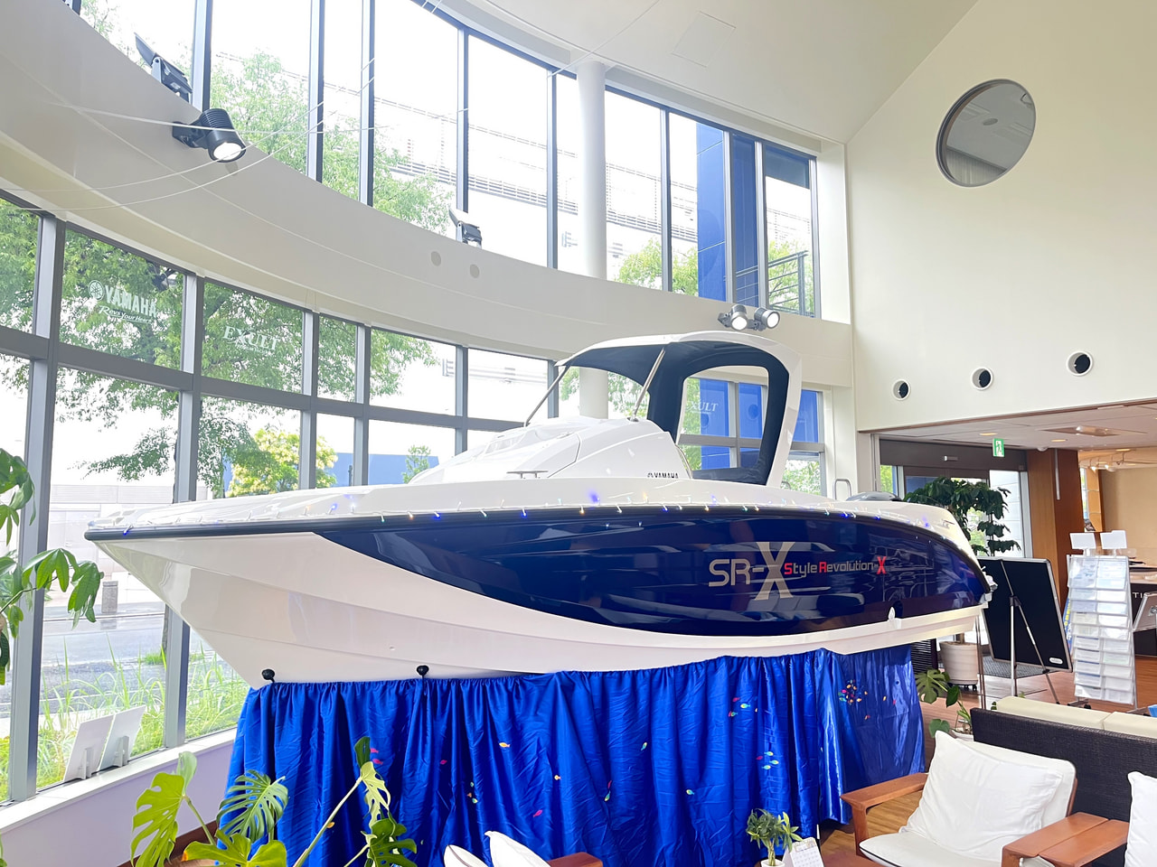 ☆店内ショールームにて展示中☆　新艇　SR-X　F115　ハルカラ―ダークブルー