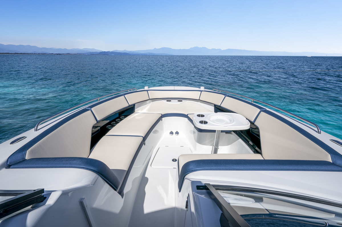 【2026年4月入荷予定】SR330 Aパッケージ 写真