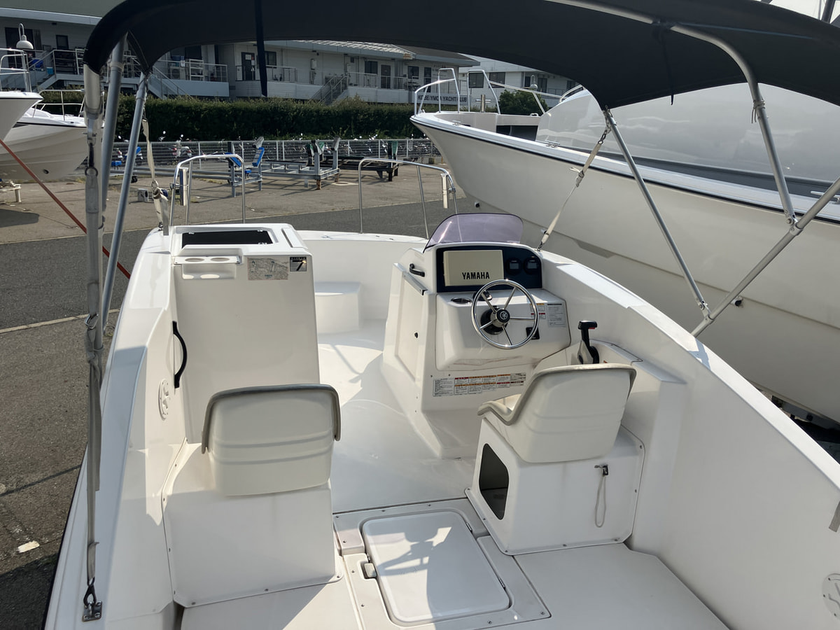 中古艇 AX220 写真