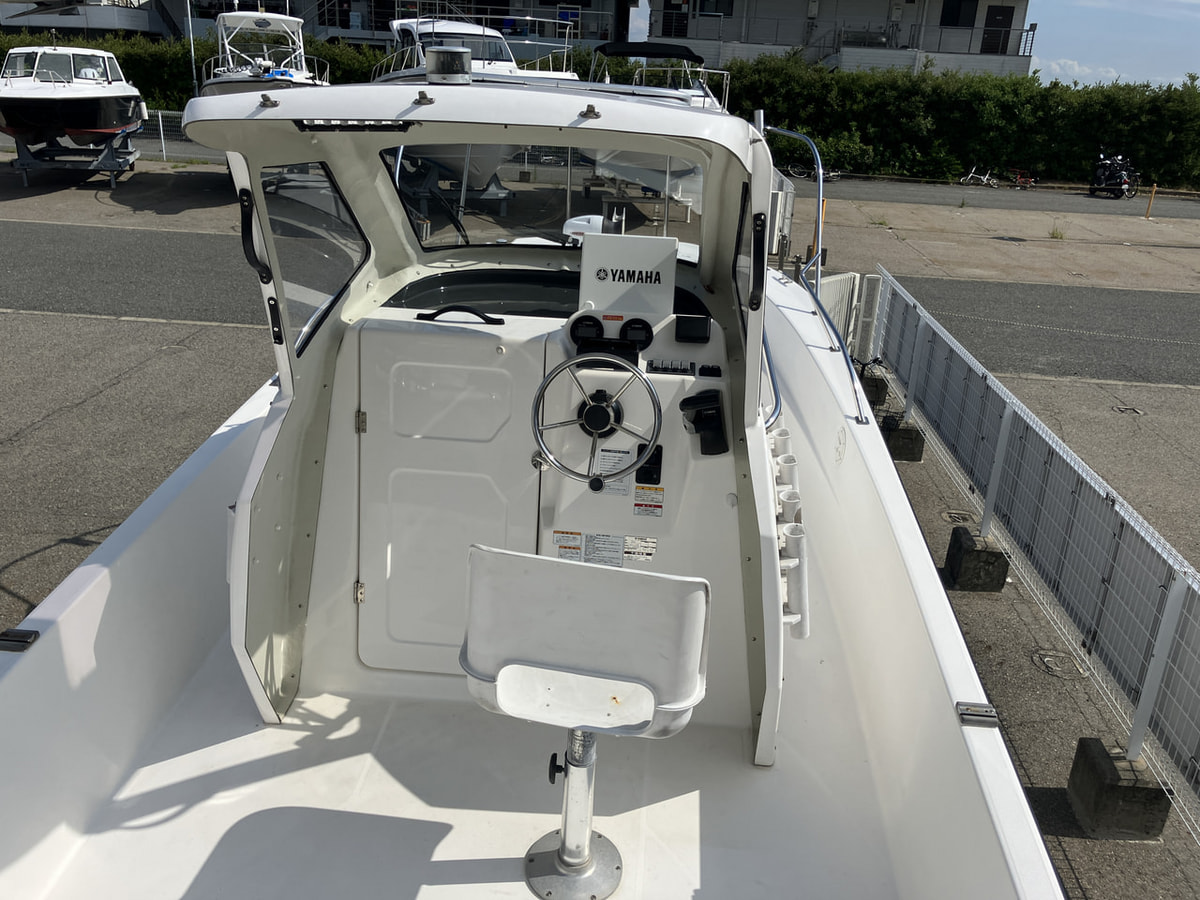 <strong>中古艇 F.A.S.T23</strong> 写真