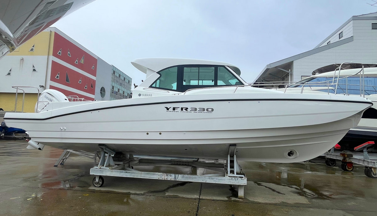 【2026年4月入荷】YFR330　Aパッケージ 写真