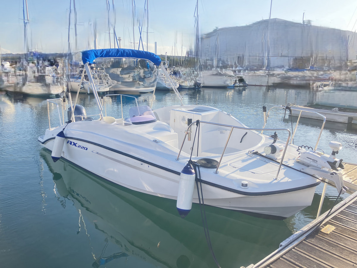 委託艇AX220　I-pilot搭載（2024年式） 写真