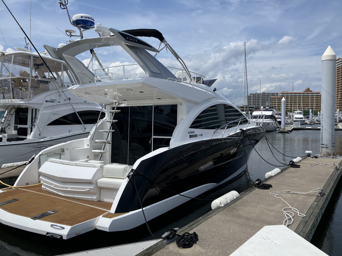 <strong>中古艇 EXULT36SS-X</strong> 写真