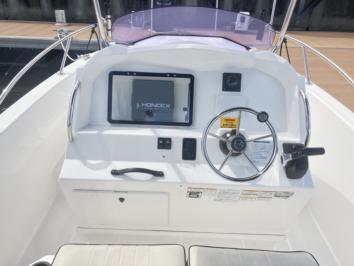 中古艇SR-X　F90 写真