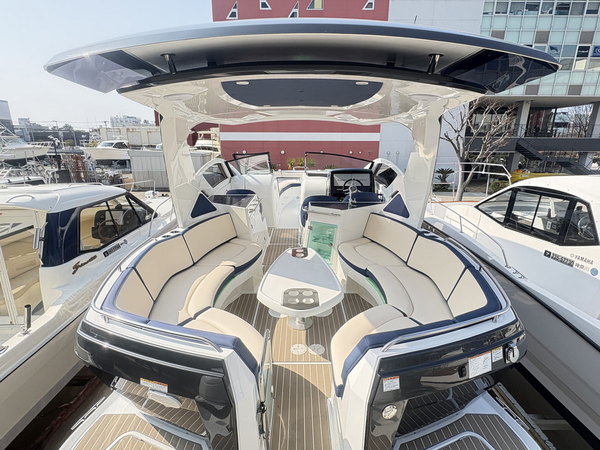 【限定1艇】2026年JIBS特別カラーSR330 Aパッケージ 写真